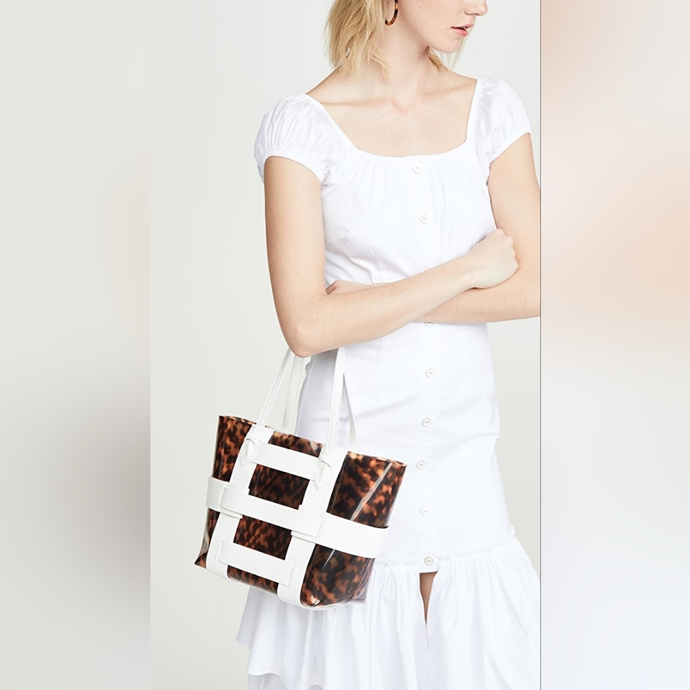 NWT $350 Pamela Munson bag